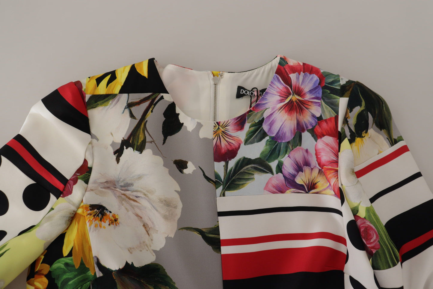 Dolce & Gabbana – Mehrfarbiges Etuikleid aus Charmeuse mit Blumenmuster und Jquard-Muster