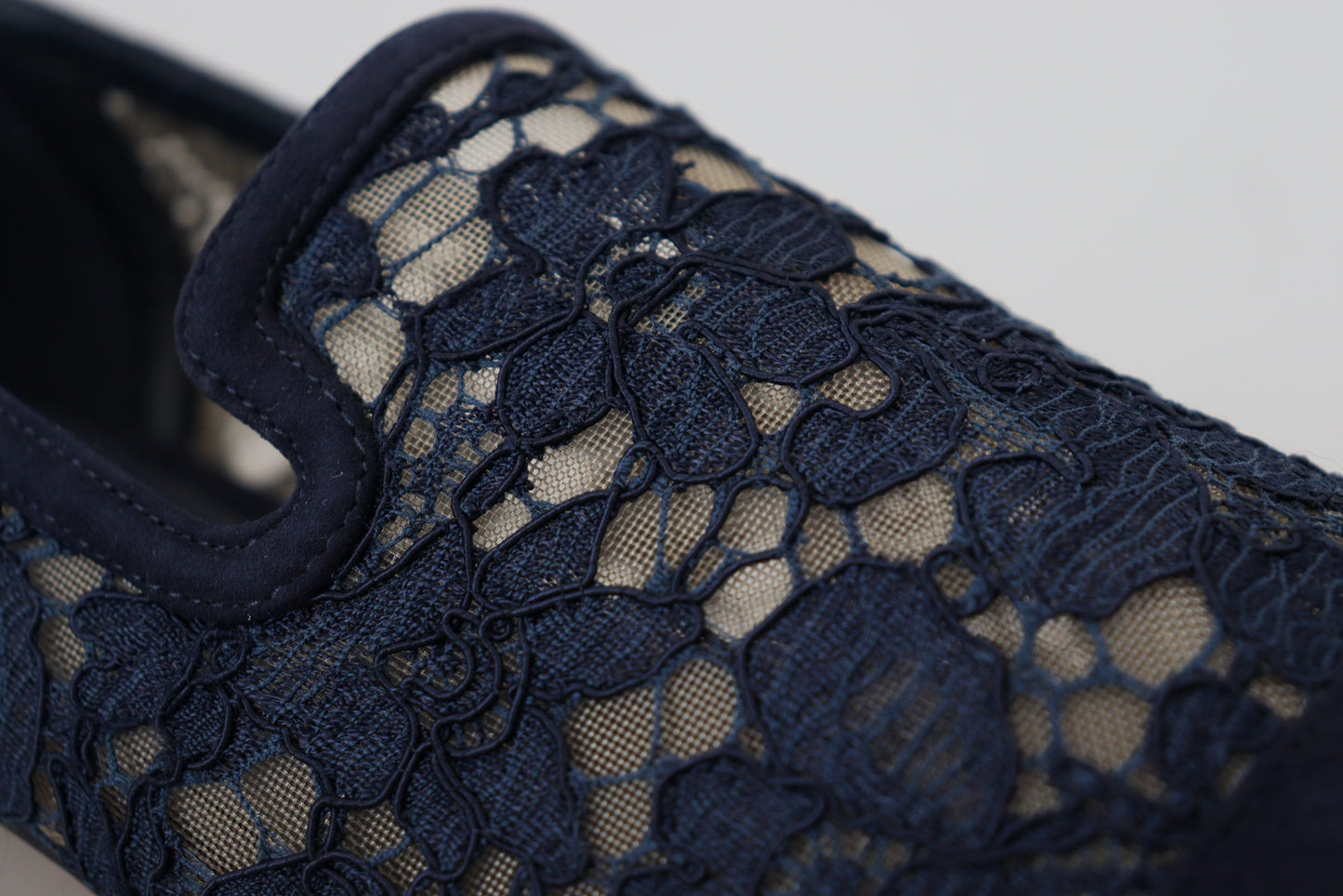 Dolce & Gabbana – Slipper mit Blumenspitze in Blau