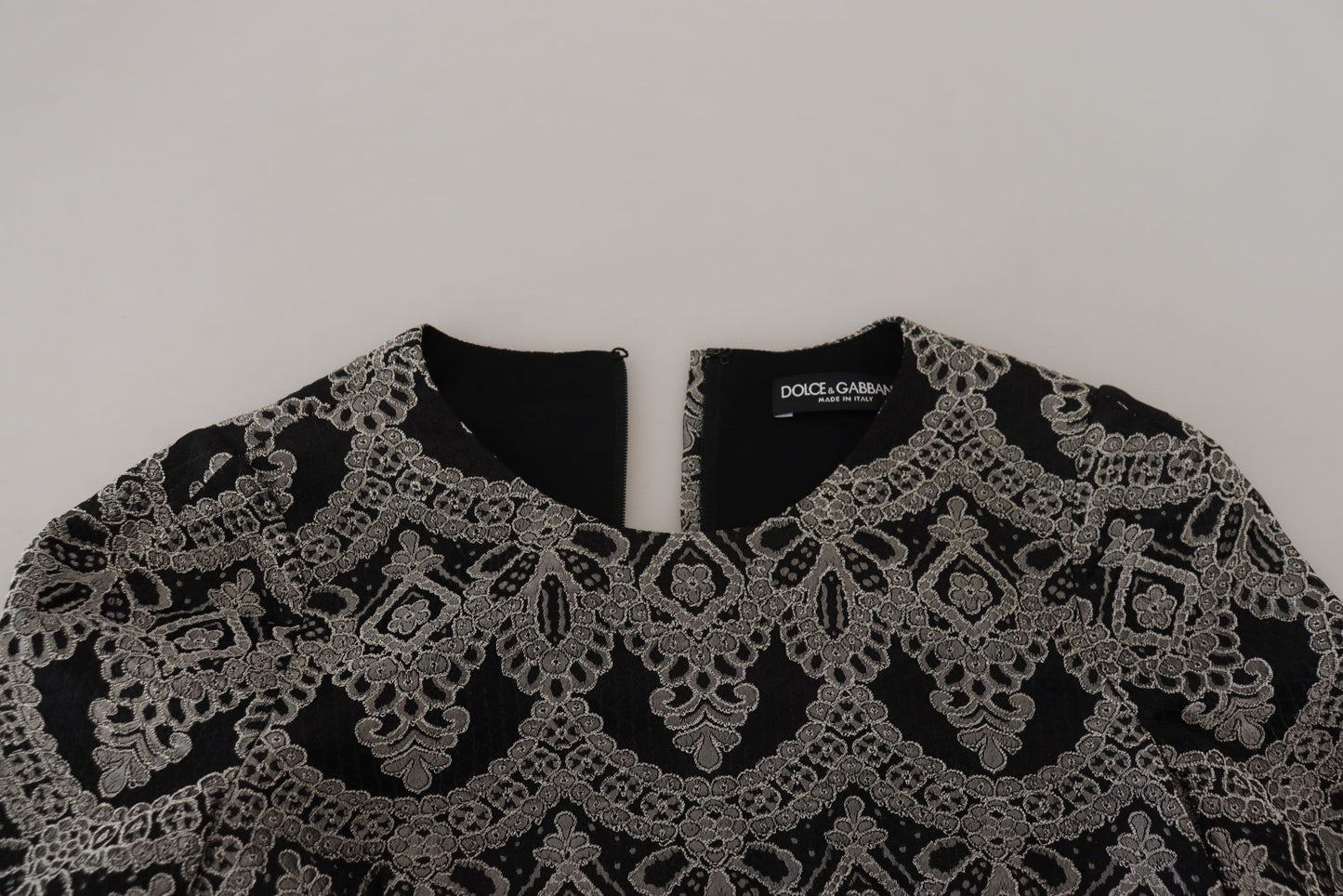 Dolce & Gabbana – Schwarz-graues, figurbetontes Etuikleid aus Jacquard