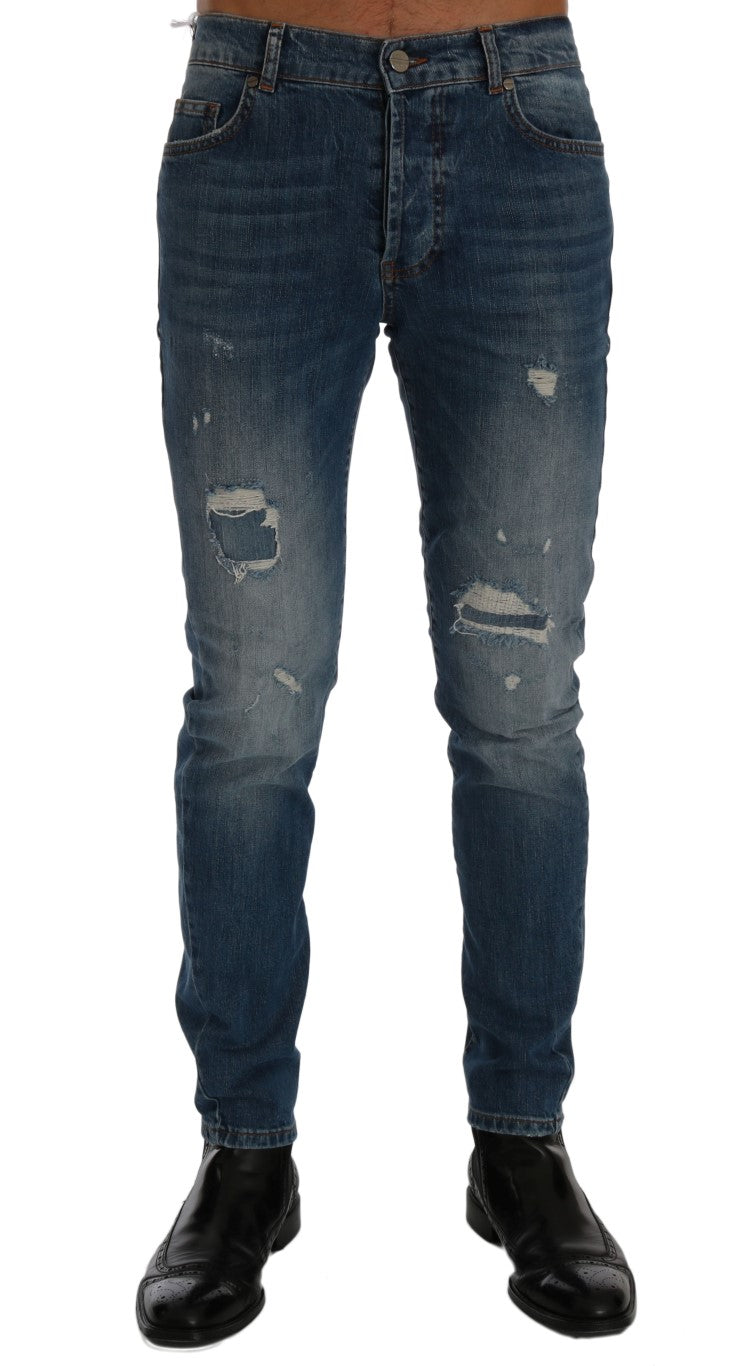 Frankie Morello – Dunfermile Slim Fit Jeans in blauer Waschung und zerrissenem Design