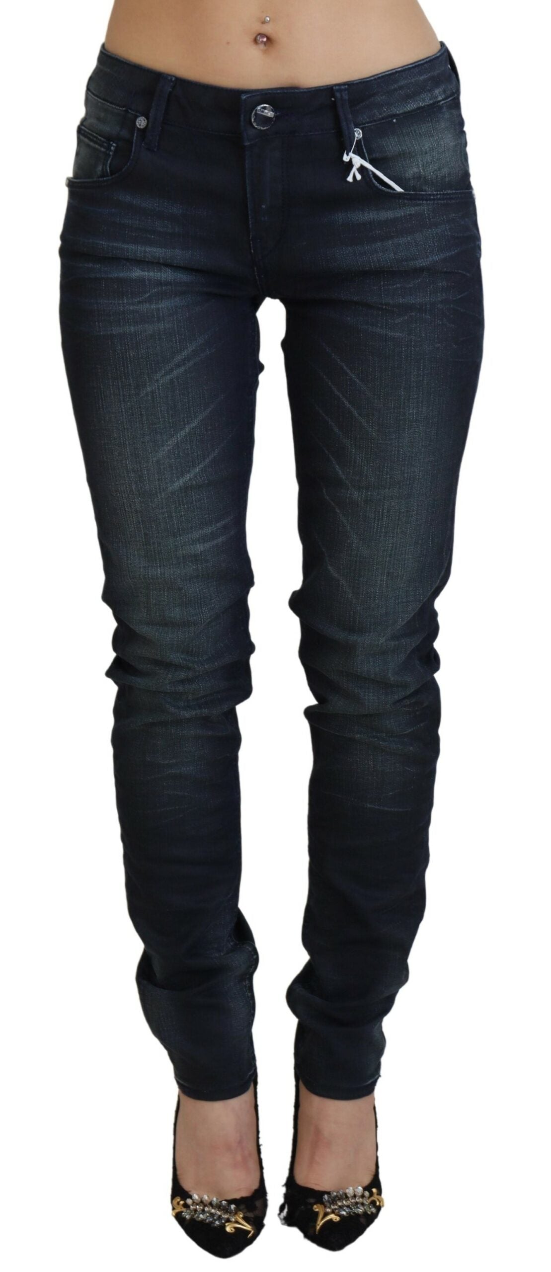 Acht – Blau verwaschene Slim-Fit-Jeans aus Baumwolldenim mit niedriger Taille