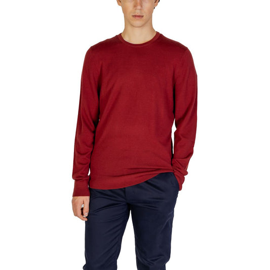 Calvin Klein – Sportbekleidung aus recycelter Wolle in Bordeaux