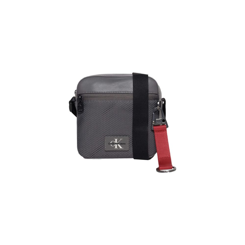 Calvin Klein Jeans – Graue Messenger-Tasche aus recyceltem Polyester