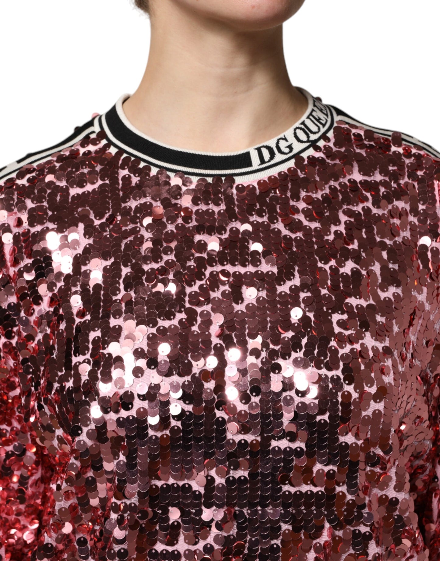 Dolce & Gabbana – Pullover mit Pailletten „DG Queen“ in Pink