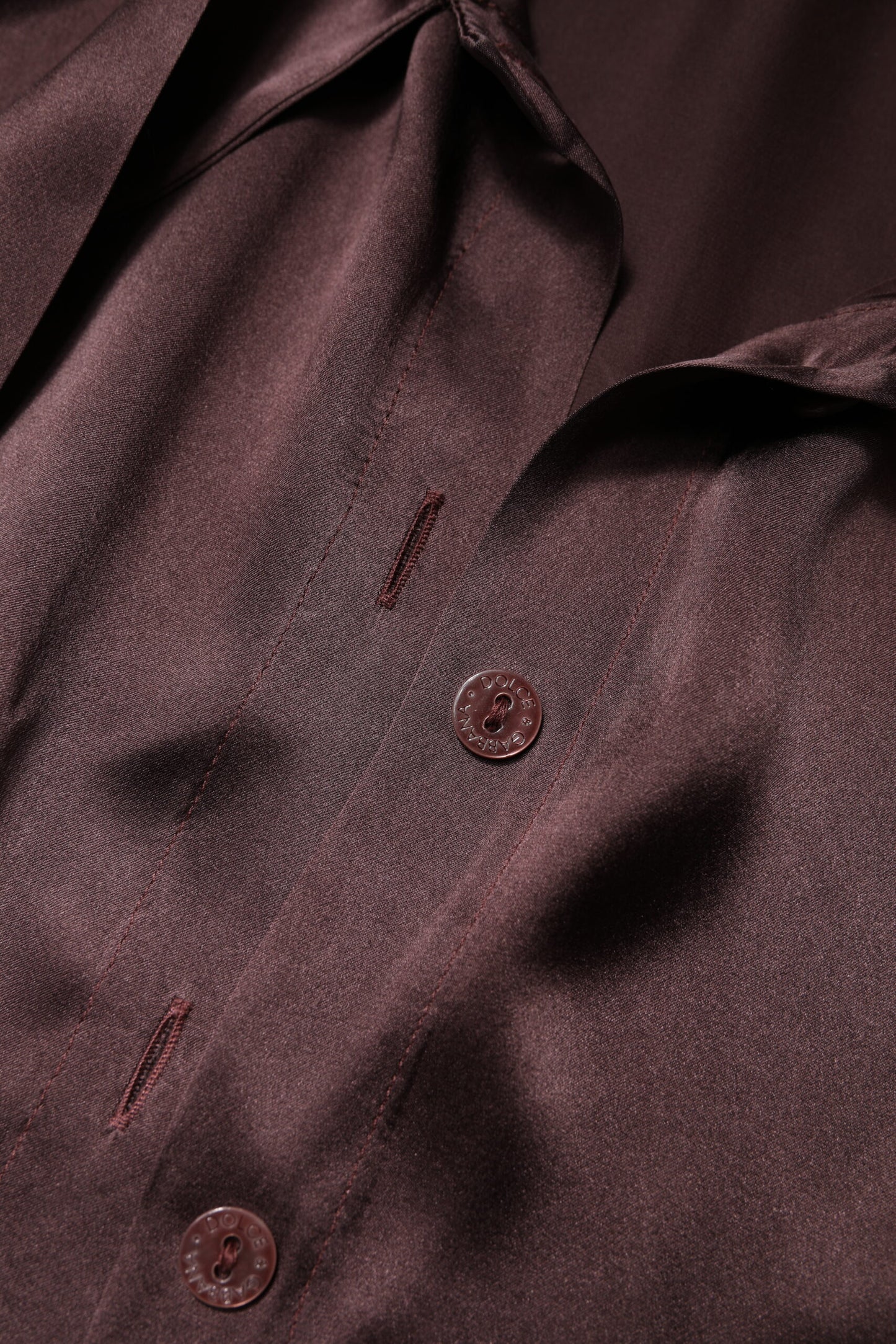 Dolce & Gabbana, Braunes Blusentop mit langem Ascot-Kragen