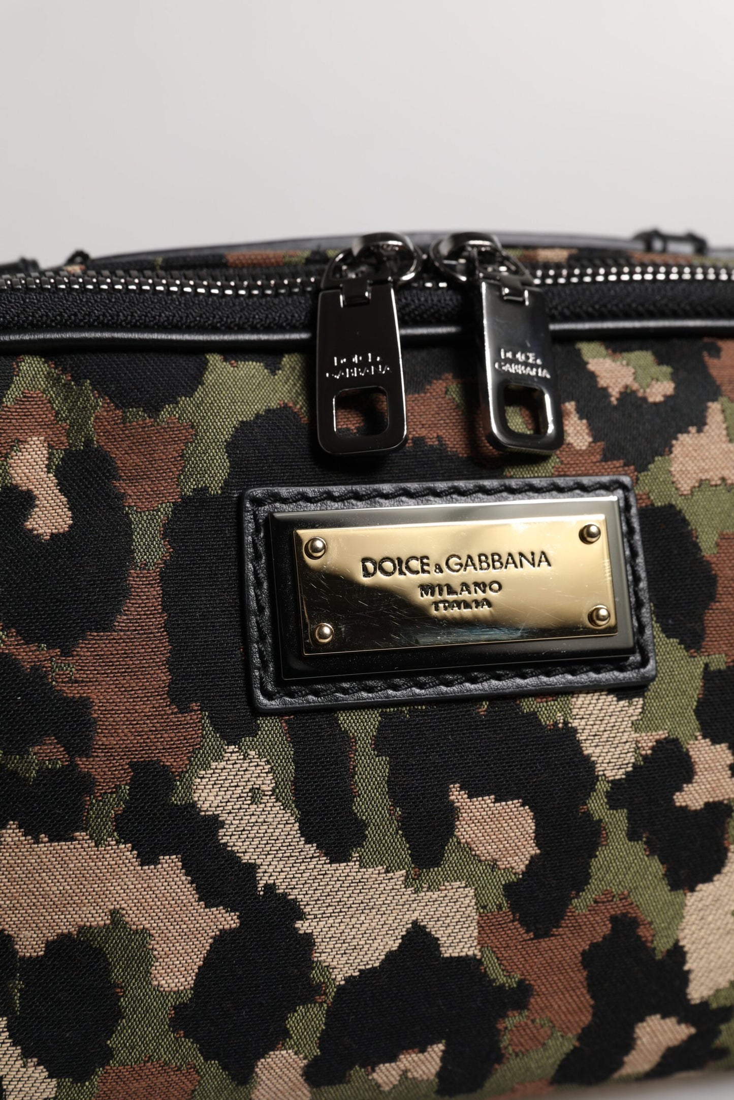 Dolce & Gabbana – Bauchtasche mit mehrfarbigem Leopardenmuster und DG-Logo