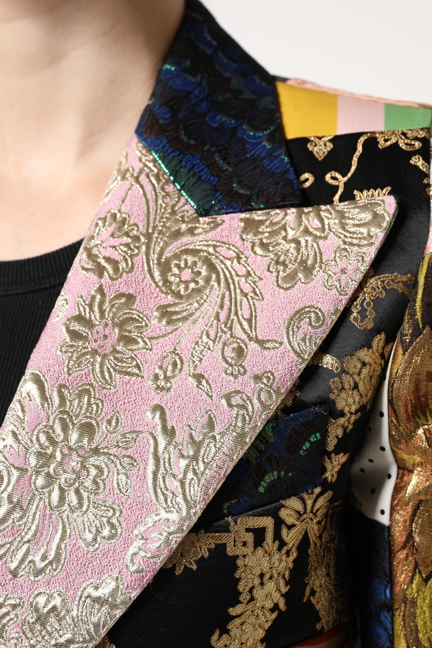 Dolce & Gabbana – Mehrfarbige Jacquardjacke mit floralem Patchwork