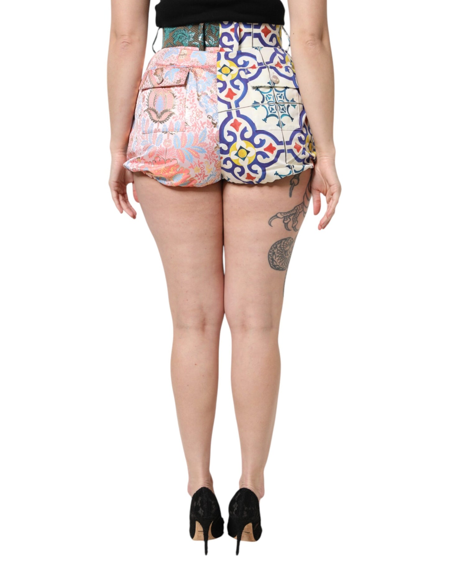 Dolce & Gabbana Mehrfarbige Hotpants-Shorts mit hoher Taille für Damen