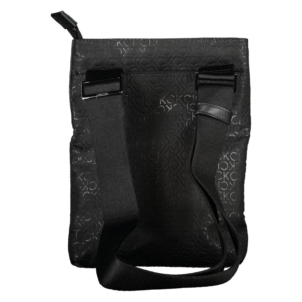 Calvin Klein – Umweltfreundliche, elegante schwarze Umhängetasche