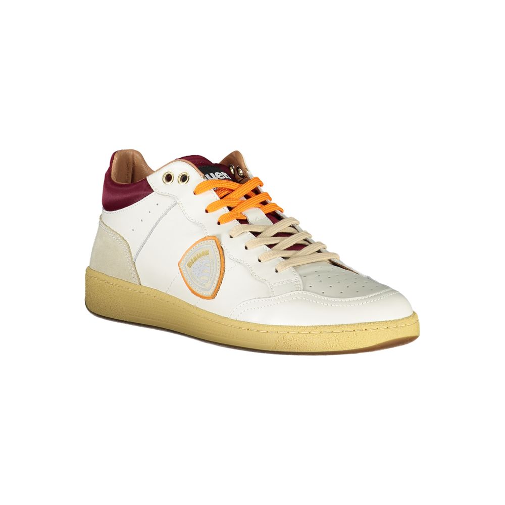 Blauer Sleek White Sneakers mit Kontrastakzenten