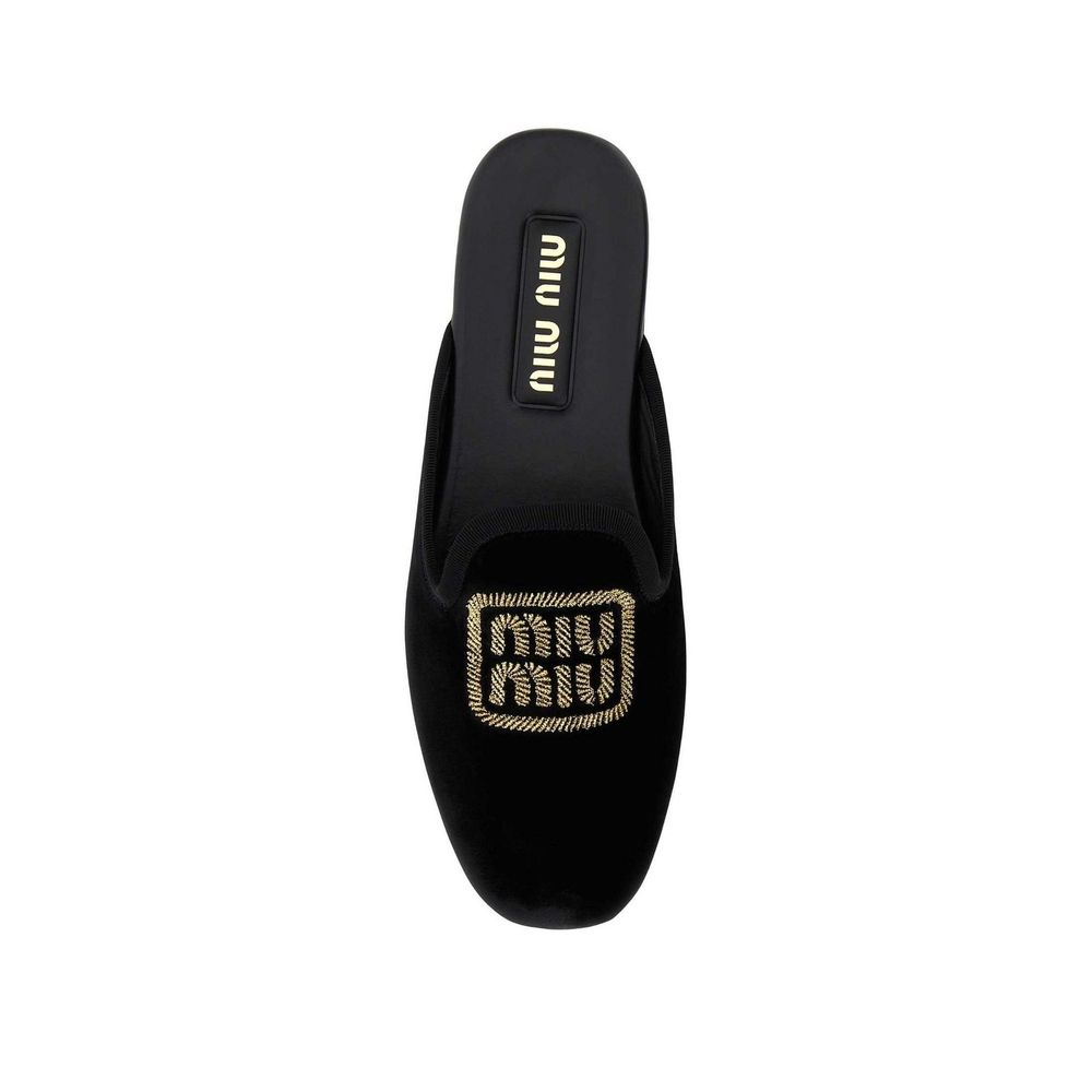Miu Miu – Slip-On-Pantoletten mit Logostickerei