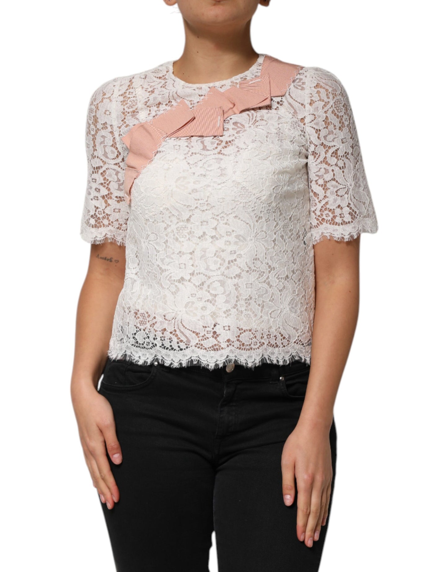 Dolce & Gabbana – Weiße Bluse mit Blumenspitze und kurzen Ärmeln
