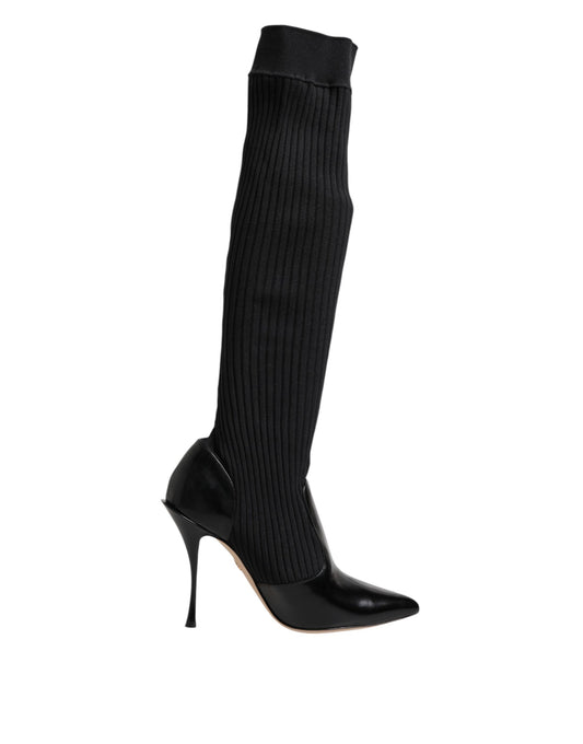 Dolce & Gabbana – Kniehohe Stiefel aus geripptem Strick in Schwarz