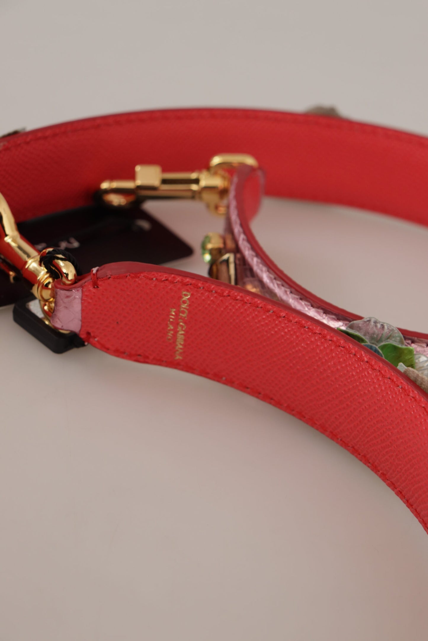 Dolce &amp; Gabbana – Schultergurt aus metallischem rosa Leder mit Nieten