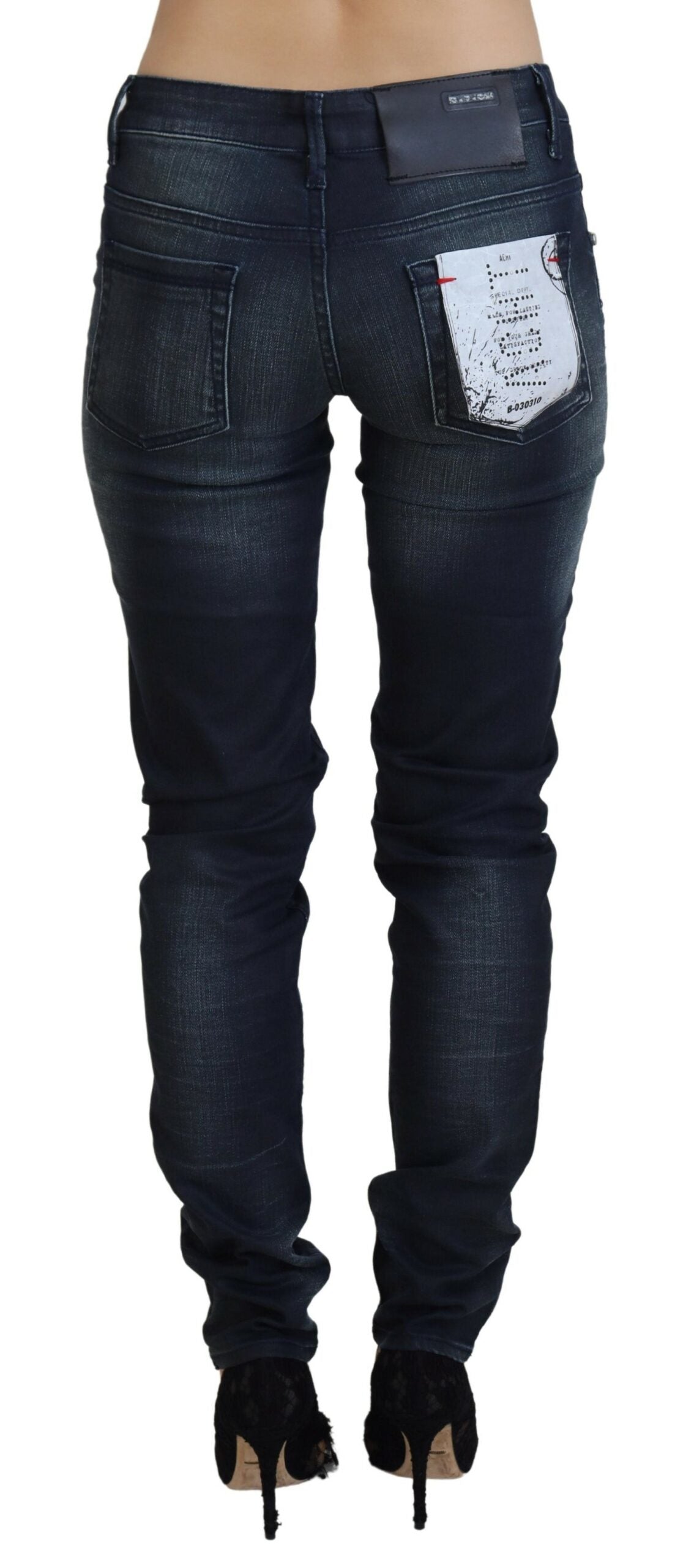 Acht – Blau verwaschene Slim-Fit-Jeans aus Baumwolldenim mit niedriger Taille
