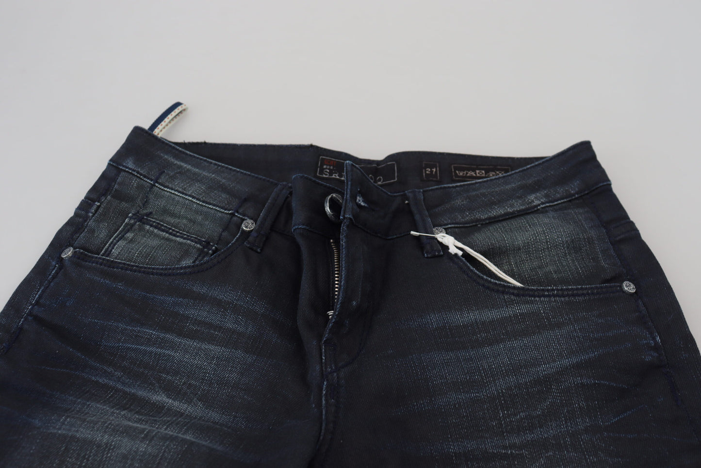 Acht – Blau verwaschene Slim-Fit-Jeans aus Baumwolldenim mit niedriger Taille